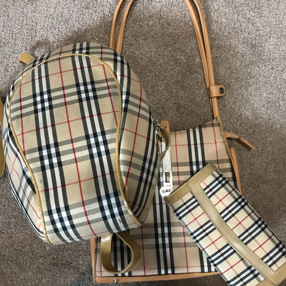plaid purse.. back pack .. wallet